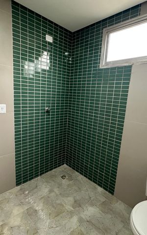 Apartamento para alugar com 128m², 3 quartos e 1 vaga Apartamento para alugar com 128m², 3 quartos e 1 vagaBanheiro da Suíte