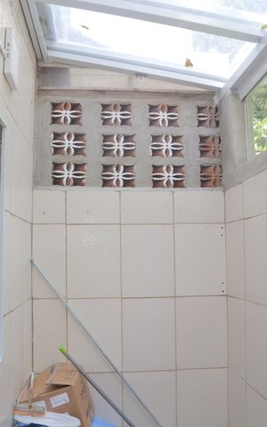 Casa de condomínio à venda com 63m², 2 quartos e 1 vaga Casa de condomínio à venda com 63m², 2 quartos e 1 vagaÁrea de Serviço