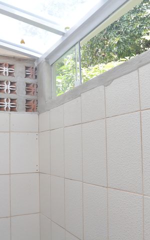 Casa de condomínio à venda com 63m², 2 quartos e 1 vaga Casa de condomínio à venda com 63m², 2 quartos e 1 vagaÁrea de Serviço