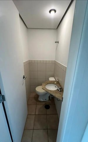 Apartamento para alugar com 61m², 2 quartos e 2 vagas Apartamento para alugar com 61m², 2 quartos e 2 vagasBanheiro