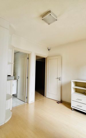 Apartamento à venda com 175m², 4 quartos e 3 vagas Apartamento à venda com 175m², 4 quartos e 3 vagasSuíte 2