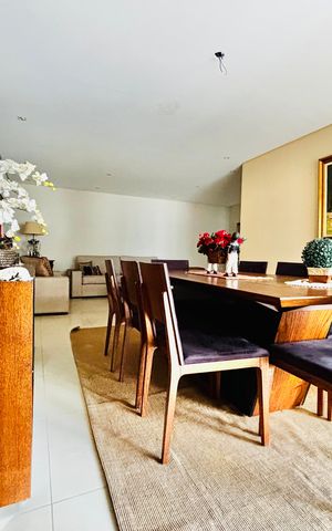 Apartamento à venda com 175m², 4 quartos e 3 vagas Apartamento à venda com 175m², 4 quartos e 3 vagasSala de Jantar