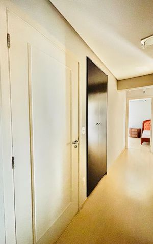 Apartamento à venda com 175m², 4 quartos e 3 vagas Apartamento à venda com 175m², 4 quartos e 3 vagasCorredor das suítes