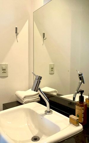Apartamento à venda com 61m², 2 quartos e sem vaga Apartamento à venda com 61m², 2 quartos e sem vagaBanheiro da Suíte 1