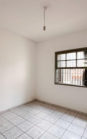 Casa à venda com 132m², 2 quartos e 2 vagas Casa à venda com 132m², 2 quartos e 2 vagasQuarto 1