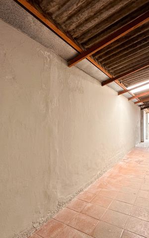 Casa à venda com 132m², 2 quartos e 2 vagas Casa à venda com 132m², 2 quartos e 2 vagasÁrea externa