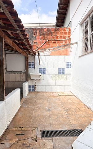 Casa à venda com 132m², 2 quartos e 2 vagas Casa à venda com 132m², 2 quartos e 2 vagasÁrea de Serviço