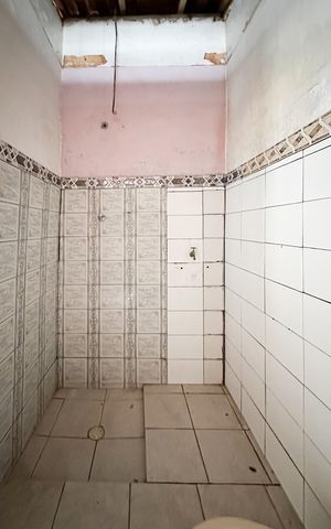 Casa à venda com 132m², 2 quartos e 2 vagas Casa à venda com 132m², 2 quartos e 2 vagasBanheiro de serviço