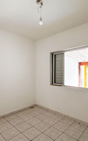 Casa à venda com 132m², 2 quartos e 2 vagas Casa à venda com 132m², 2 quartos e 2 vagasQuarto 2