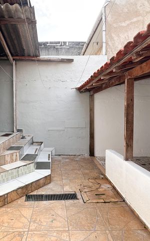 Casa à venda com 132m², 2 quartos e 2 vagas Casa à venda com 132m², 2 quartos e 2 vagasÁrea de Serviço