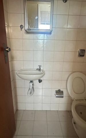 Apartamento para alugar com 75m², 2 quartos e 1 vaga Apartamento para alugar com 75m², 2 quartos e 1 vagaBanheiro de serviço