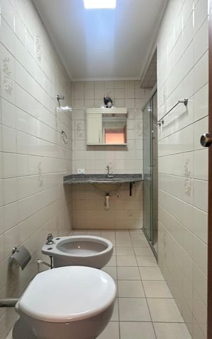 Apartamento para alugar com 75m², 2 quartos e 1 vaga Apartamento para alugar com 75m², 2 quartos e 1 vagaBanheiro