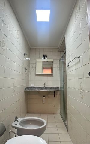 Apartamento para alugar com 75m², 2 quartos e 1 vaga Apartamento para alugar com 75m², 2 quartos e 1 vagaBanheiro