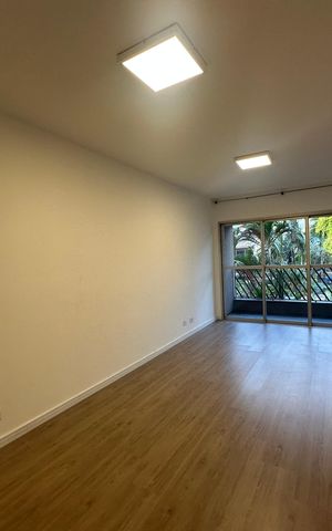 Apartamento para alugar com 75m², 2 quartos e 1 vaga Apartamento para alugar com 75m², 2 quartos e 1 vagaSala