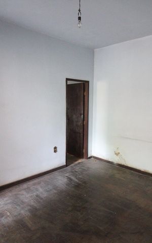 Casa para alugar com 80m², 2 quartos e 4 vagasSala