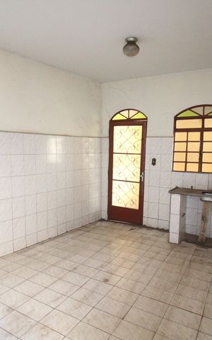 Casa para alugar com 80m², 2 quartos e 4 vagasCozinha