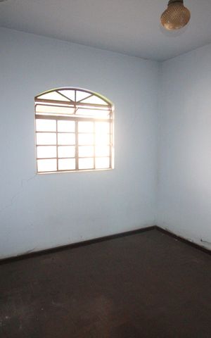 Casa para alugar com 80m², 2 quartos e 4 vagasQuarto 1