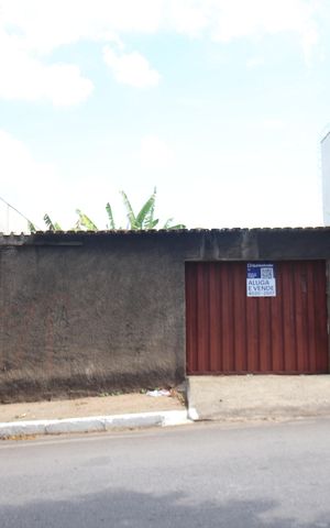 Casa para alugar com 80m², 2 quartos e 4 vagasFachada / Plaquinha Instalada 16/09/2026 DSUH-235
