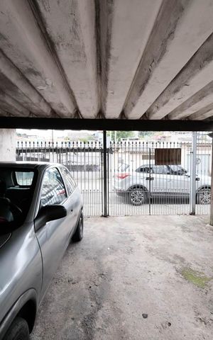 Casa à venda com 80m², 2 quartos e 2 vagasGaragem