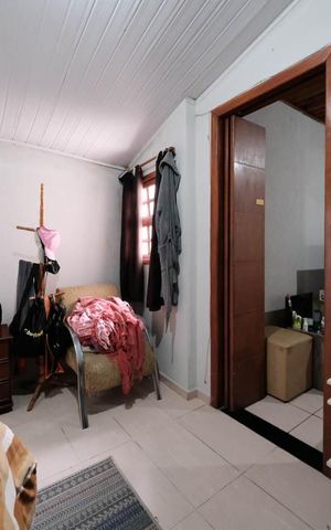 Casa à venda com 80m², 2 quartos e 2 vagasQuarto 1