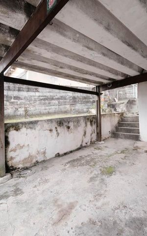 Casa à venda com 80m², 2 quartos e 2 vagasGaragem