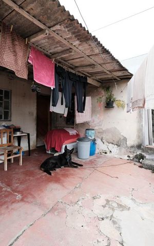 Casa à venda com 80m², 2 quartos e 2 vagasÁrea externa