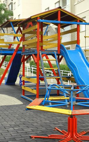 Apartamento para alugar com 48m², 2 quartos e 2 vagasÁrea comum - Playground