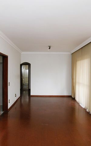 Apartamento à venda com 165m², 3 quartos e 2 vagasSala
