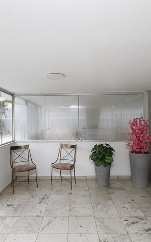 Apartamento à venda com 165m², 3 quartos e 2 vagasHall de entrada