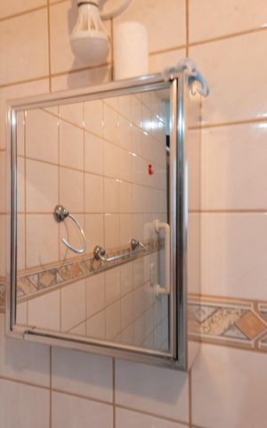 Casa à venda com 183m², 2 quartos e 3 vagas Casa à venda com 183m², 2 quartos e 3 vagasBanheiro da Suíte