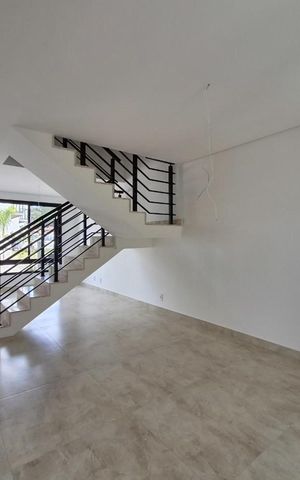 Casa de condomínio à venda com 152m², 3 quartos e 2 vagas Casa de condomínio à venda com 152m², 3 quartos e 2 vagasSala