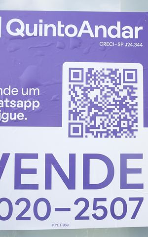Casa de condomínio à venda com 420m², 4 quartos e 4 vagasPlaca