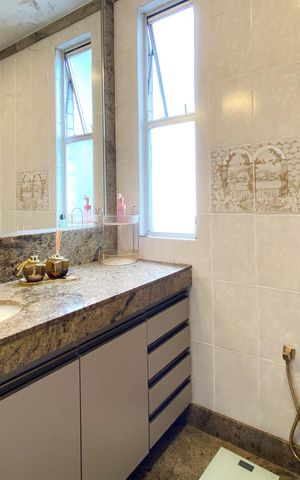 Apartamento à venda com 119m², 4 quartos e 1 vagaBanheiro da Suíte