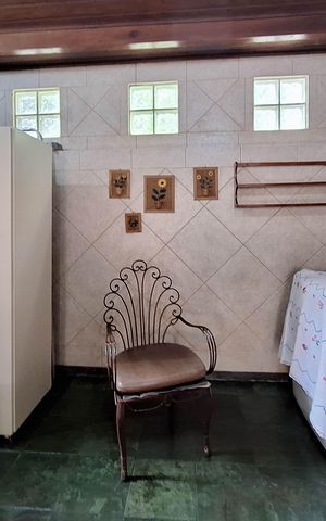 Casa à venda com 204m², 3 quartos e 2 vagas Casa à venda com 204m², 3 quartos e 2 vagasLavanderia