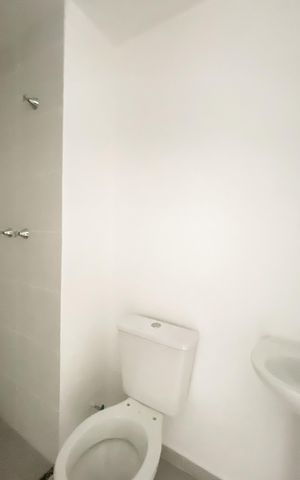 Apartamento para alugar com 40m², 2 quartos e sem vaga Apartamento para alugar com 40m², 2 quartos e sem vagaBanheiro