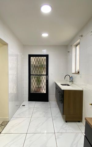 Apartamento para alugar com 75m², 2 quartos e sem vaga