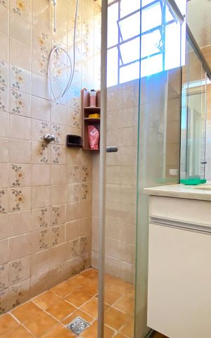 Apartamento à venda com 71m², 2 quartos e 1 vaga Apartamento à venda com 71m², 2 quartos e 1 vagaBanheiro