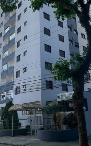 Apartamento à venda com 65m², 2 quartos e 1 vaga Apartamento à venda com 65m², 2 quartos e 1 vagaFachada e portaria