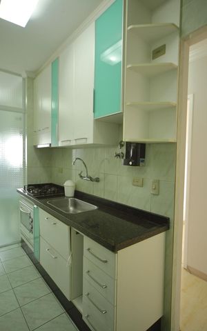 Apartamento à venda com 65m², 2 quartos e 1 vagaCozinha 