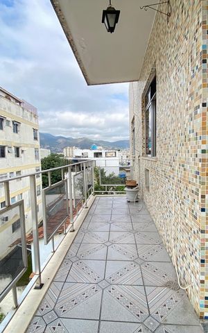 Apartamento para alugar com 180m², 3 quartos e 1 vaga