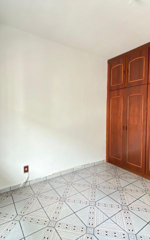 Apartamento para alugar com 180m², 3 quartos e 1 vaga