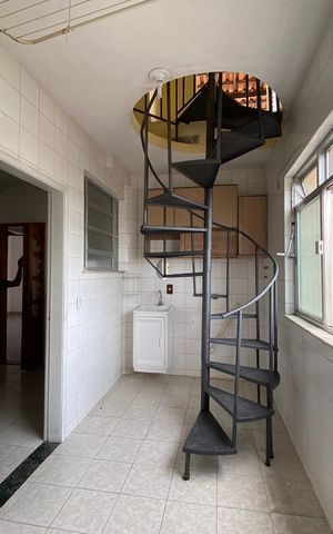 Apartamento para alugar com 180m², 3 quartos e 1 vaga