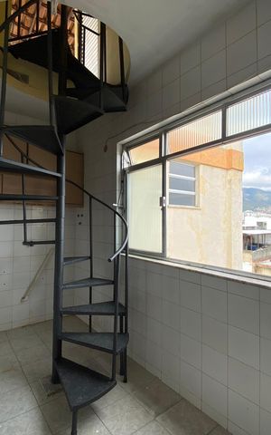 Apartamento para alugar com 180m², 3 quartos e 1 vaga