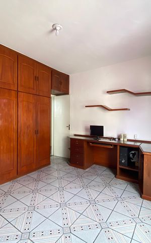 Apartamento para alugar com 180m², 3 quartos e 1 vaga