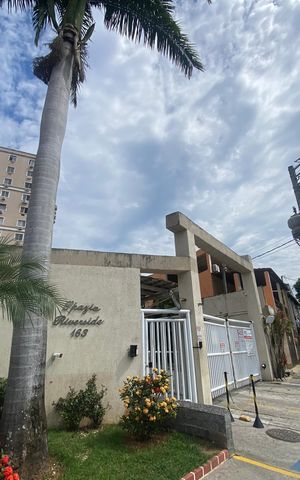 Apartamento à venda com 60m², 3 quartos e 1 vaga Apartamento à venda com 60m², 3 quartos e 1 vagaFachada