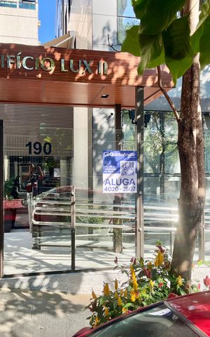 Apartamento para alugar com 110m², 1 quarto e 2 vagas