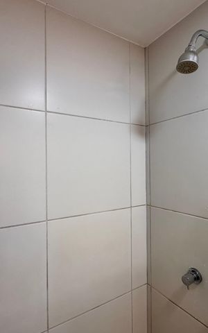 Apartamento à venda com 75m², 2 quartos e 1 vaga Apartamento à venda com 75m², 2 quartos e 1 vagaBanheiro Social