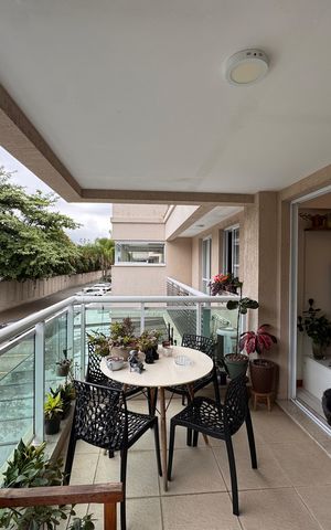 Apartamento à venda com 75m², 2 quartos e 1 vaga Apartamento à venda com 75m², 2 quartos e 1 vagaVaranda