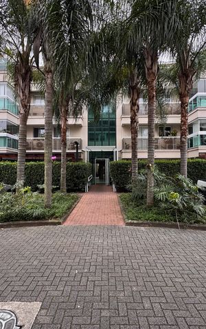 Apartamento à venda com 75m², 2 quartos e 1 vaga Apartamento à venda com 75m², 2 quartos e 1 vagaFachada