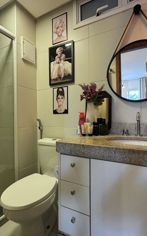 Apartamento à venda com 75m², 2 quartos e 1 vaga Apartamento à venda com 75m², 2 quartos e 1 vagaSuíte - Banheiro